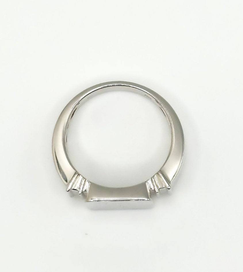 Signet Ring