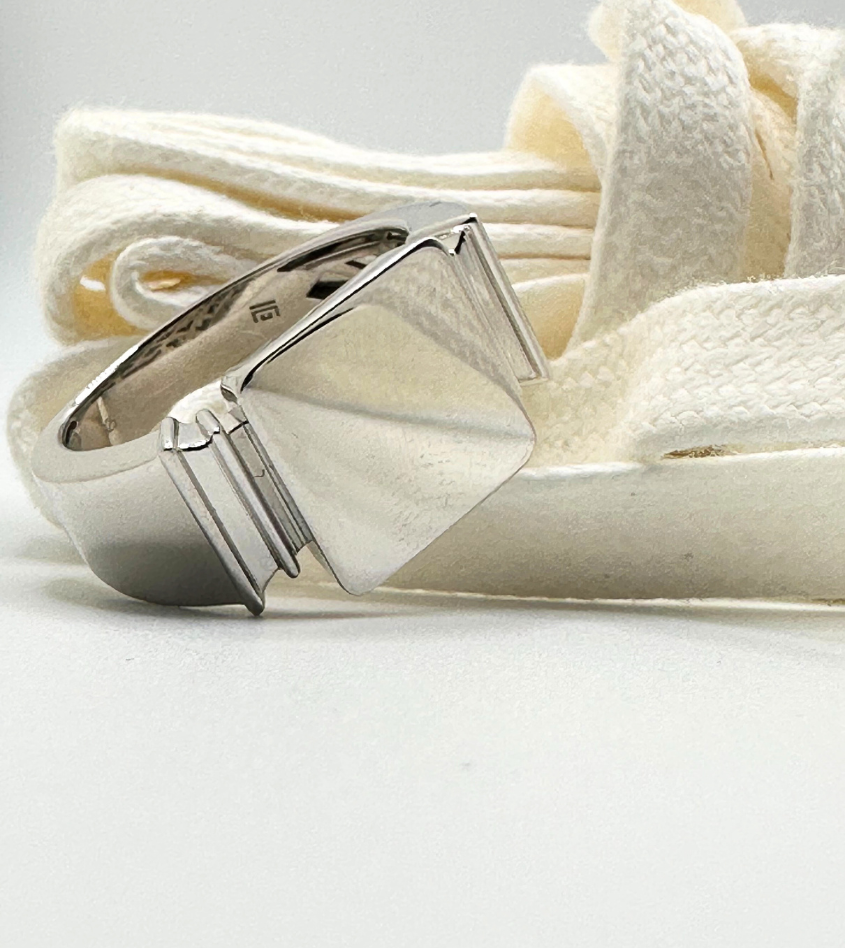 Signet Ring