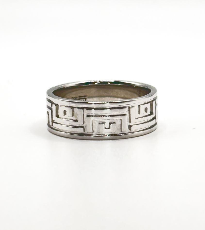 Entitled Emblem Outline Ring