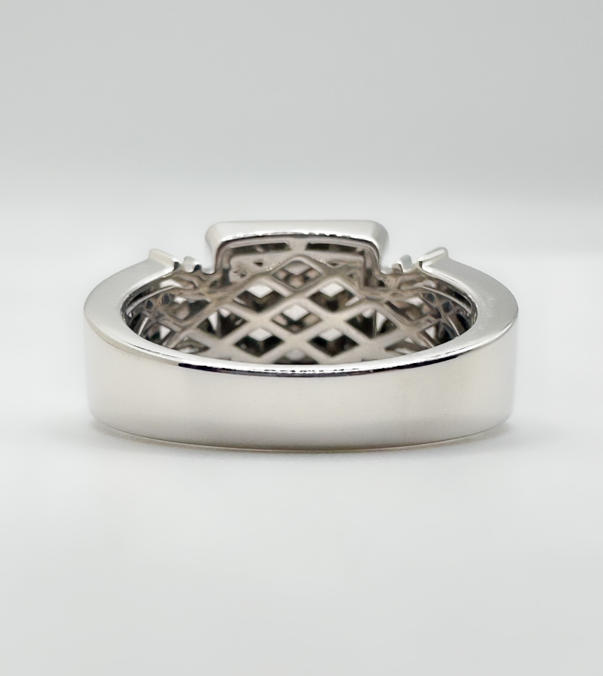 Signet Ring