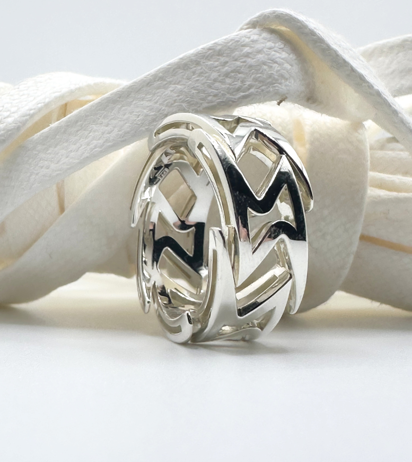 Lightning Strike Eternity Ring